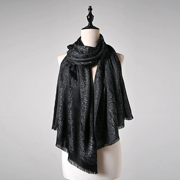 High-end Printed Travel Silk Scarves Wholesale