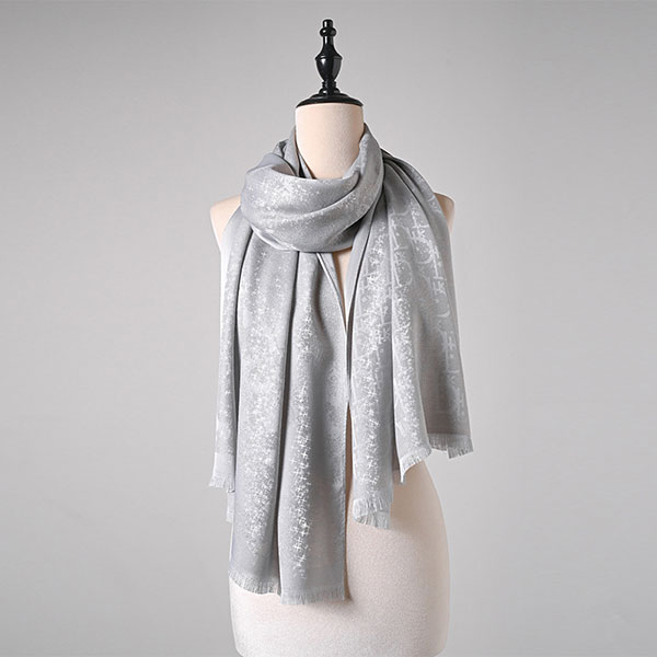 High-end Printed Travel Silk Scarves Wholesale