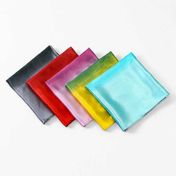 Exquisite Lady Gradient Satin Square Scarf